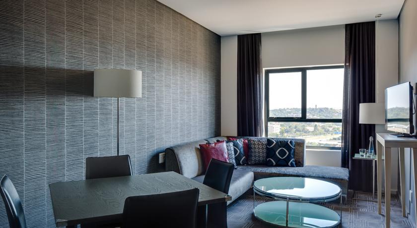 Protea Hotel Fire & Ice! By Marriott Pretoria Menlyn Extérieur photo