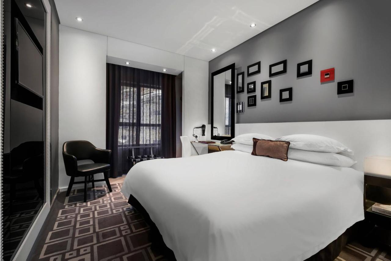 Protea Hotel Fire & Ice! By Marriott Pretoria Menlyn Extérieur photo