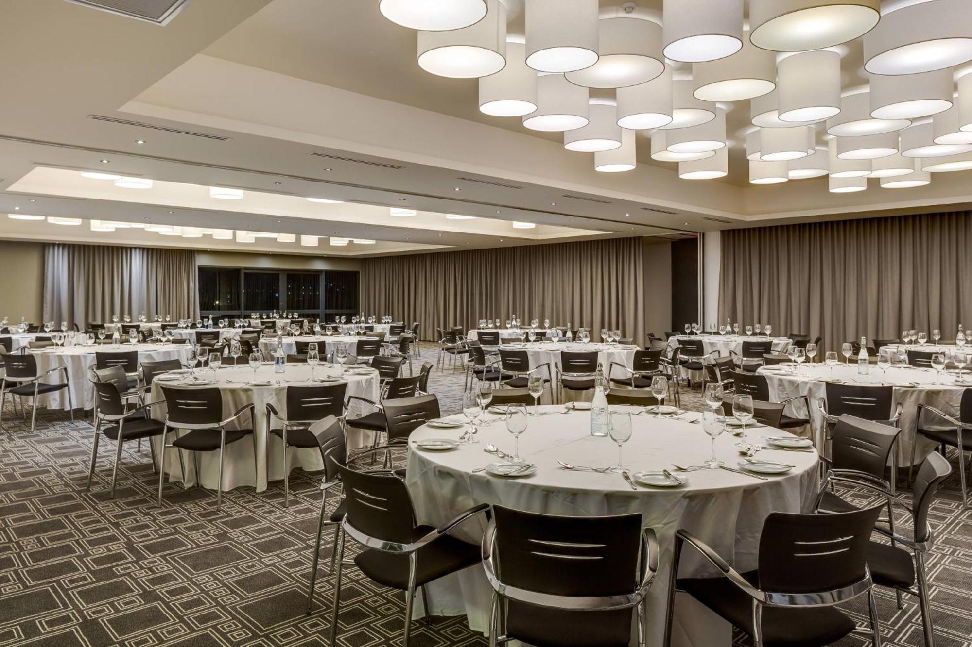 Protea Hotel Fire & Ice! By Marriott Pretoria Menlyn Extérieur photo